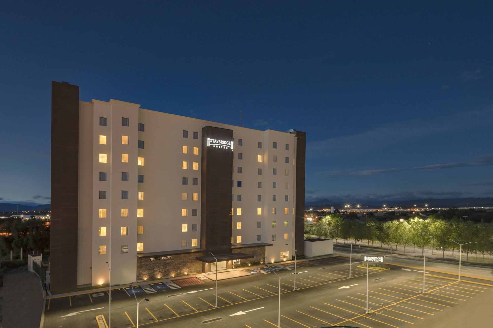 Staybridge Suites Silao By Ihg Exterior foto